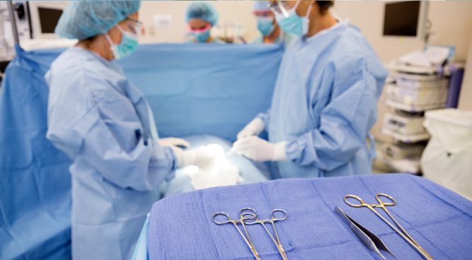 What Does a Surgical Tech Do