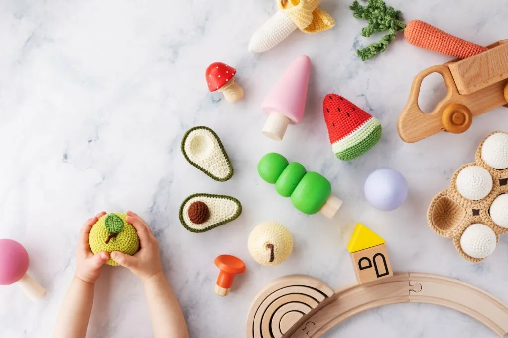 Eco-Smart Toys: The Ultimate Guide to Sustainable Playtime Choices