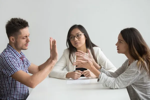 Breaking Down the Differences: Understanding Collaborative Divorce vs Mediation