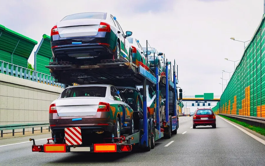 Mastering the Move: Must-Know Tips for Interstate Vehicle Transport