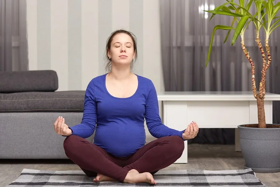 Meditation During Pregnancy: Navigating New Beginnings with Grace and Calm