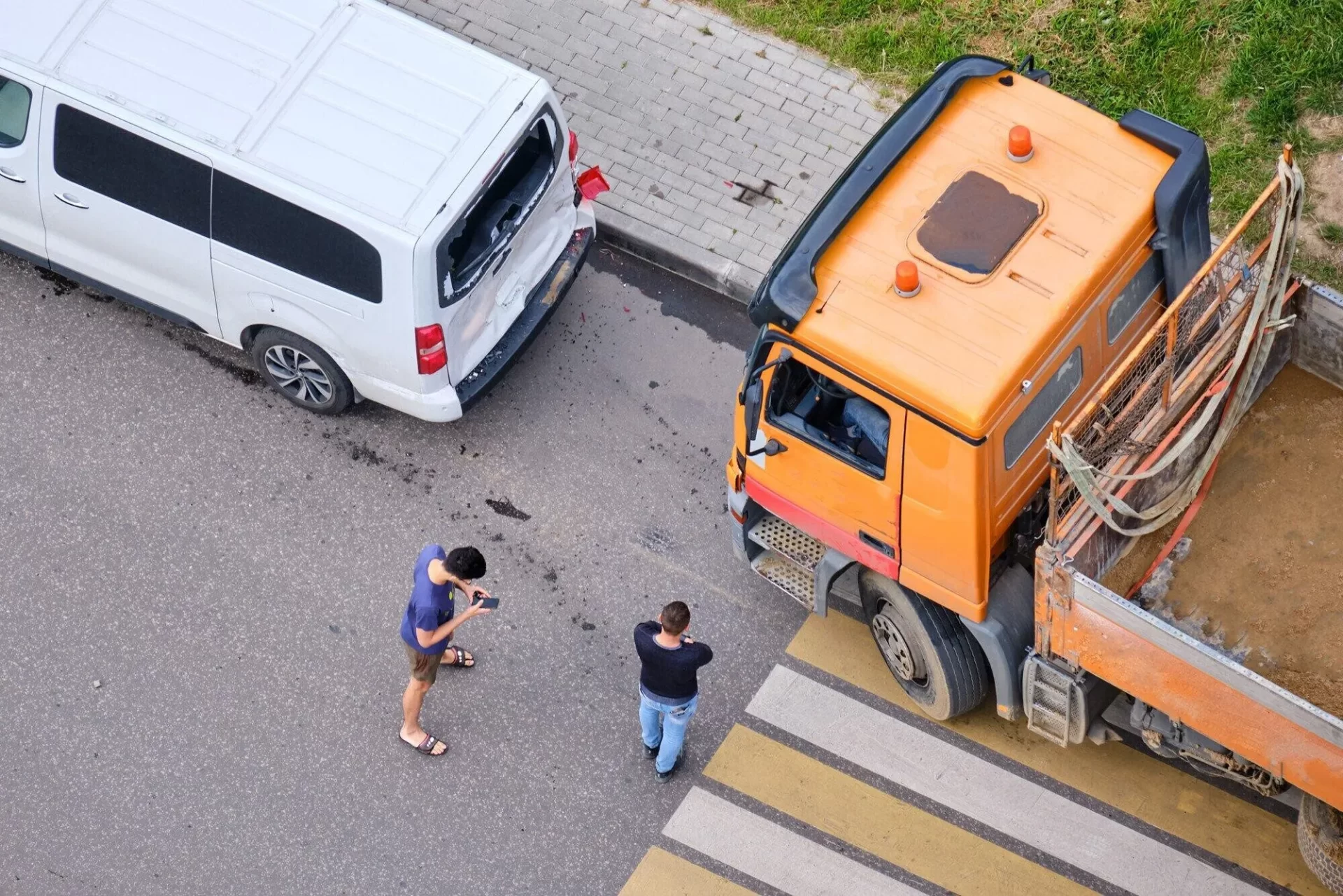 Understanding the Steps in a Truck Accident Lawsuit Process