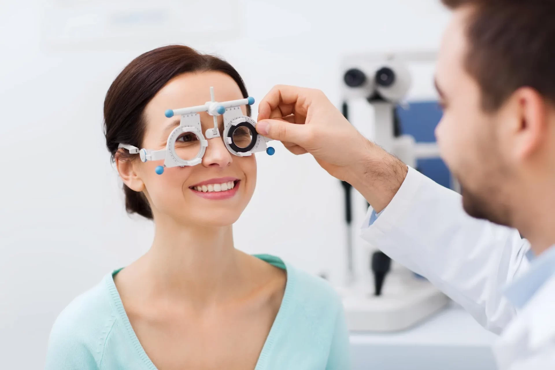 Choosing the Right Ophthalmology EMR Software for Your Practice: A Comprehensive Guide